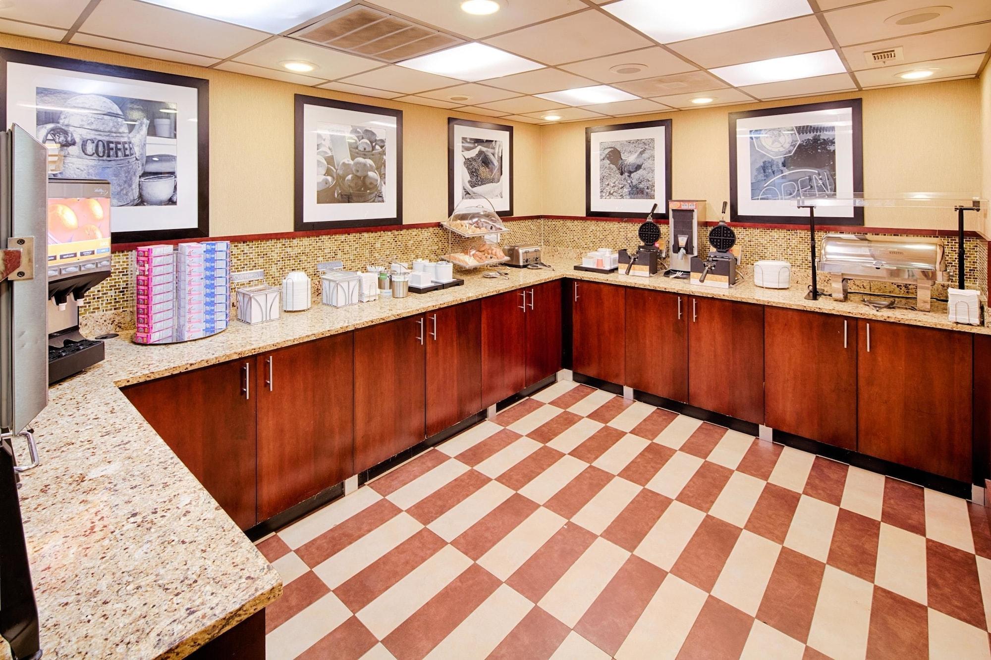 Motel 6 Fayetteville - I-95 Dış mekan fotoğraf