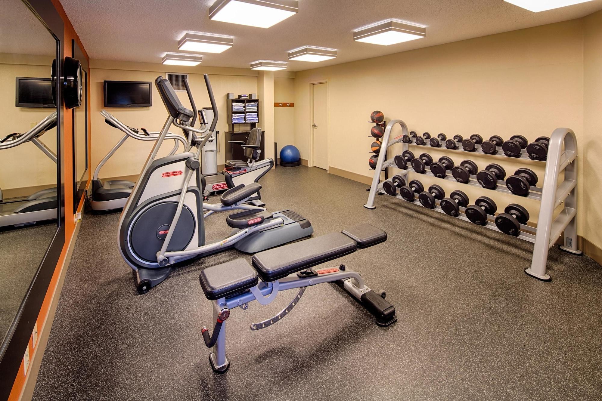 Motel 6 Fayetteville - I-95 Dış mekan fotoğraf