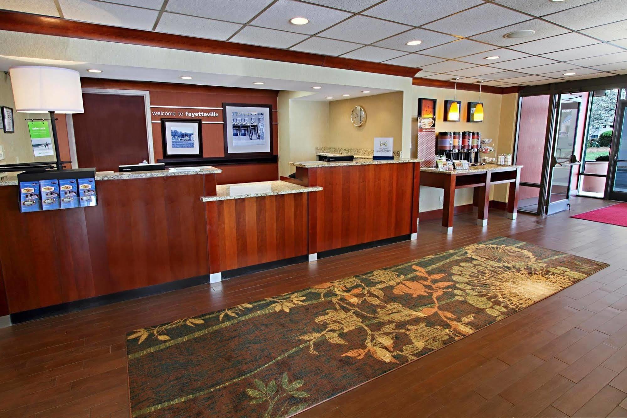Motel 6 Fayetteville - I-95 Dış mekan fotoğraf